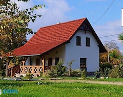 Toàn bộ căn nhà/căn hộ Pod Klonem Z Sauna (Lubawka, Ba Lan)