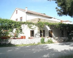 Hostel Kornati (Tisno, Hrvatska)