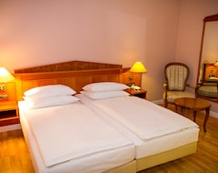 Khách sạn Hotel de Weimar (Ludwigslust, Đức)