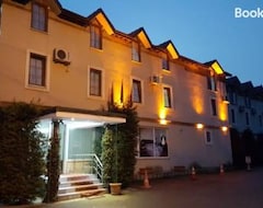Hotel Yankı Otel Sapanca (Sapanca, Turkey)