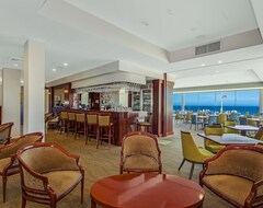Khách sạn Quality Hotel Noahs On The Beach (Newcastle, Úc)