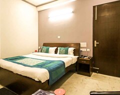 Hotel OYO 7785 Noida Castle (Noida, Indien)