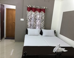 Hotel Tranquildays Tours (Alappuzha, Indija)