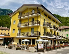 Khách sạn Hotel Sport (Ledro, Ý)