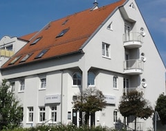 Khách sạn Hotel Morike (Ludwigsburg, Đức)