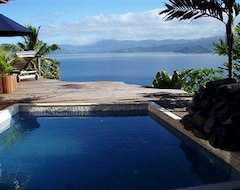 Hotelli Naveria Heights Lodge (Savusavu, Fidži)