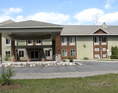 Khách sạn Pellston Lodge (Pellston, Hoa Kỳ)