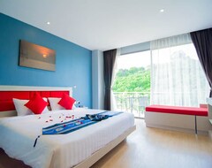 Hotel The Blue (Chalong Bay, Thailand)