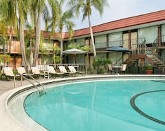 Hotel Days Inn Clearwater Central (Clearwater, Sjedinjene Američke Države)