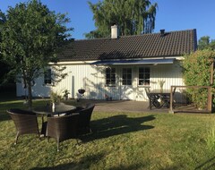 Cijela kuća/apartman Cottage On Osterlen With Sauna And Fireplace, Near The Nature Reserve With Lake And Forest. (Gärsnäs, Švedska)