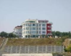 Khách sạn Family Hotel Elit (Kiten, Bun-ga-ri)