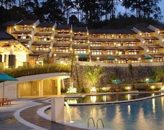 Khách sạn Pines Garden Resort (Pasuruan, Indonesia)