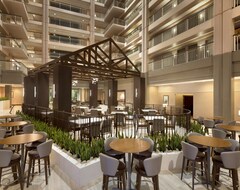 Hotel Embassy Suites by Hilton Chicago Lombard Oak Brook (Lombard, EE. UU.)