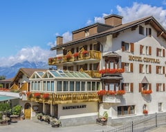 Khách sạn Central (Obersaxen, Áo)