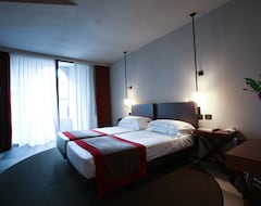 Khách sạn iH Hotels Milano Ambasciatori (Milan, Ý)
