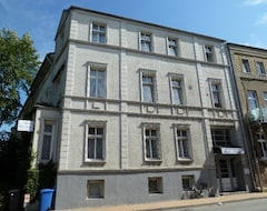 Khách sạn Haus am Pfaffenteich (Schwerin, Đức)