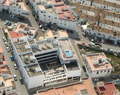 Khách sạn Hotel y Apartamentos Conilsol (Conil de la Frontera, Tây Ban Nha)