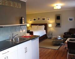 Bed & Breakfast Merrickville Guest Suites (Merrickville, Canada)