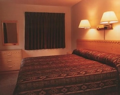 Hotel Banff Boundary Lodge (Canmore, Canada)