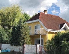 Koko talo/asunto Z&t Apartmanok (Siófok, Unkari)