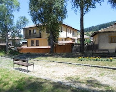 Pansiyon Guest House Cenovi (Koprivshtitsa, Bulgaristan)
