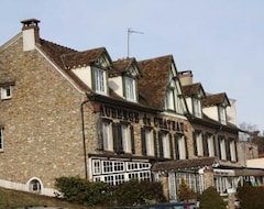 Khách sạn Auberge du Château (Dampierre-en-Yvelines, Pháp)