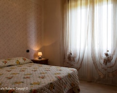 Hotel Tenuta Fornacelle (San Gimignano, Italy)