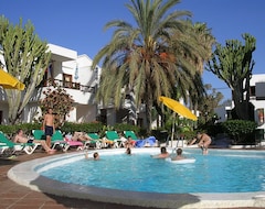 Hotel Apartamentos Maribel (Puerto del Carmen, Spain)