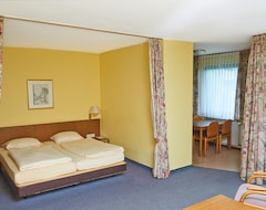 Khách sạn Hotel Moselpark (Bernkastel-Kues, Đức)