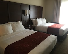 Hotel Comfort Suites (Fishkill, USA)