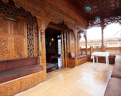 Hotel Prince of Bombay Group of Houseboats (Srinagar, India)