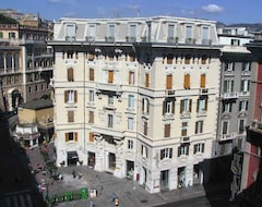 Hotel Soana City Rooms (Genoa, Italy)