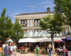 Pensión Gästehaus Café Heck (Titisee-Neustadt, Alemania)