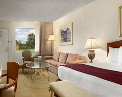 Hotel Days Inn & Suites By Wyndham Logan (Logan, EE. UU.)