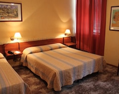 Khách sạn Hotel Milano (Trieste, Ý)