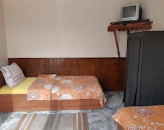 Hotelli Byala Kısta (Isperih, Bulgaria)