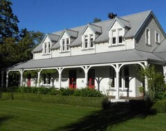 Bed & Breakfast The Oaks of Darfield (Darfield, New Zealand)