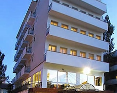 Khách sạn Hotel Montecarlo (Milano Marittima, Ý)