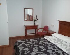 Hostal Cabrera (Motril, İspanya)