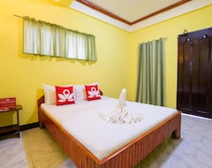 Hotel Zen Rooms White Beach (Puerto Galera, Philippines)