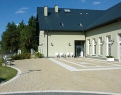 Bed & Breakfast Praski Dom (Sienno, Poljska)