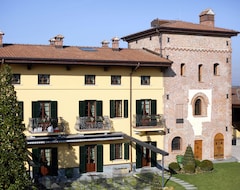 Hotel La Torre Dei Canonici (Novara, Italy)