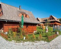 Khách sạn Chalupa (Liptovský Mikuláš, Slovakia)