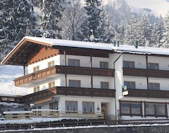 Hotelli Pension Eichenhof (Fügen/Hochfügen, Itävalta)