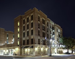 Khách sạn Holiday Inn Savannah Historic District, An Ihg Hotel (Savannah, Hoa Kỳ)