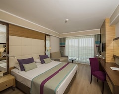 Hotel Dream World Aqua (Side, Turska)