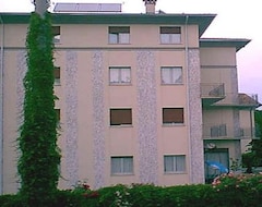 Khách sạn Albergo del Turista (Vernasca, Ý)