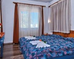 Khách sạn Koukouras -Lia Apts (Chania, Hy Lạp)