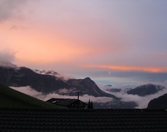 Hotelli Idyllic Mountain Farm With A Beautiful View Of The Zillertal And Inntal! (Schlitters, Itävalta)