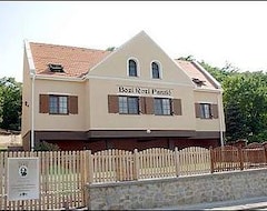 Nhà trọ Bozi Rozi Pansion (Sopron, Hungary)